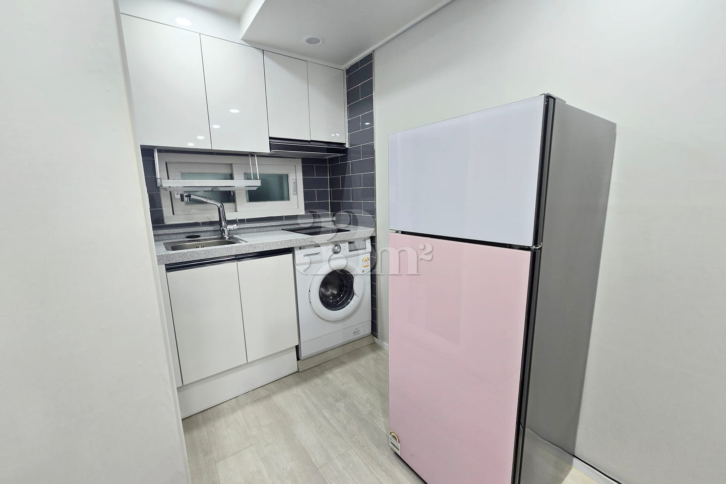 Remodeled, neat duplex 2th image