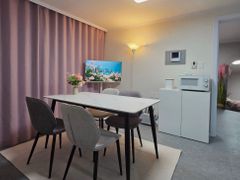 Two-bedroom apartment in Gangnam/Sinnonhyeon/ 0th image