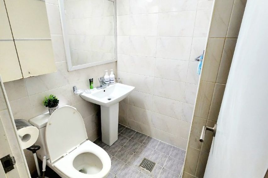 신논현역 2분거리