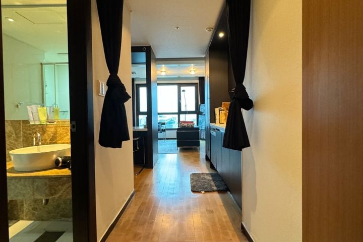 Fully furnished room near Gangnam-gu Office S 7th image