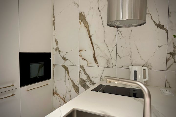 🌟 High-end, newly built 2-bedroom unit in Ga 12th image