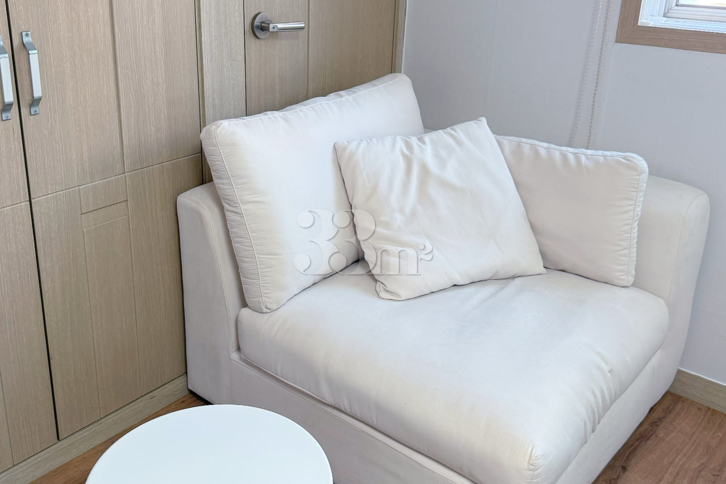 Studio apartment a 1-minute walk from Sajik S 2th image