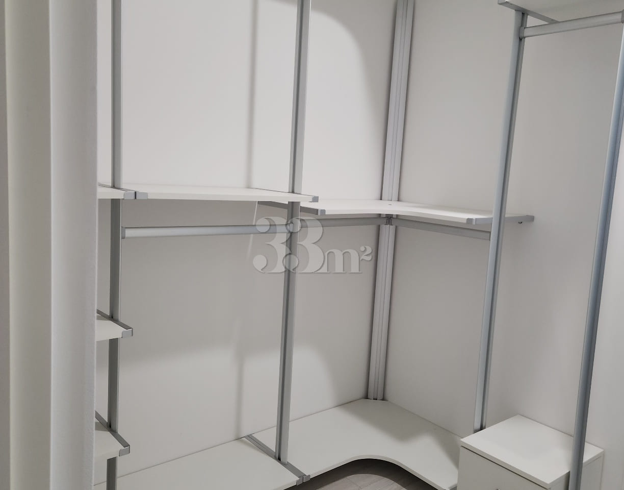 Brand-new, spacious two-room unit; parking av 14th image