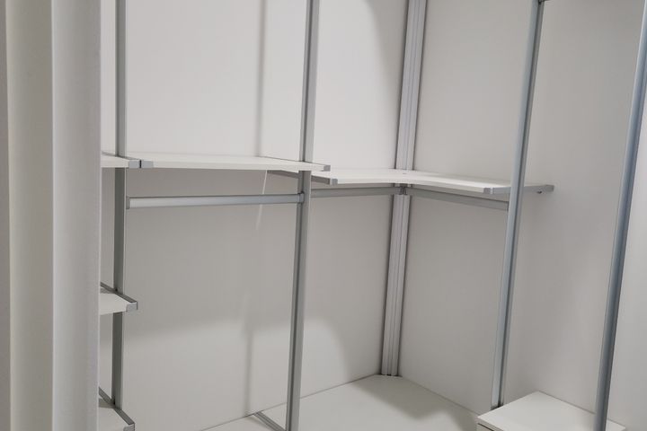 Brand-new, spacious two-room unit; parking av 14th image