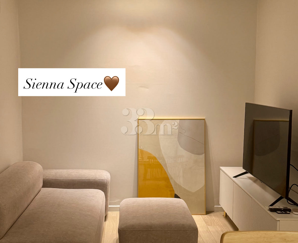 🏙️ Spacious 2-room unit right next to the st 0th image