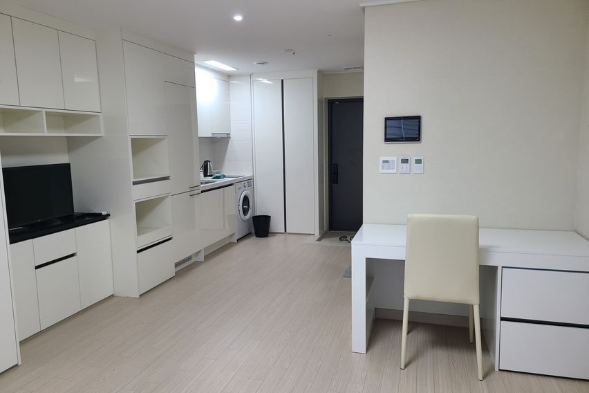 금남로 5가역 침대2개