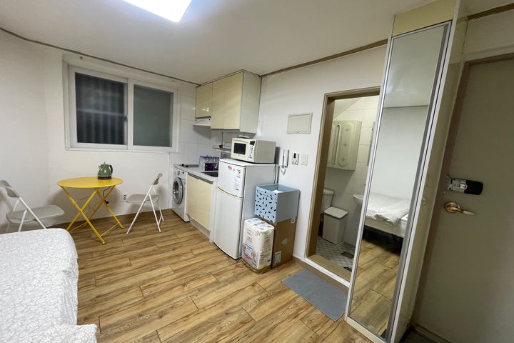 2-minute walk from Nonhyeon Station (studio a 11th image