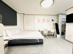 Studio Apartment 2 (Sinchon/Hongik Univ. Stat 0th image