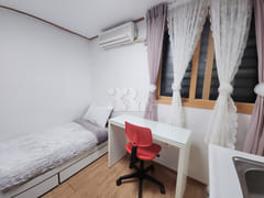 Unit 201_Fully Furnished 1th image