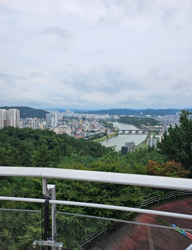 Cozy, stylish studio apartment in Jinju-si 16th image