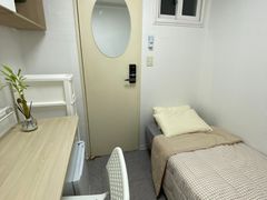 Mini-room with an internal window 4th image