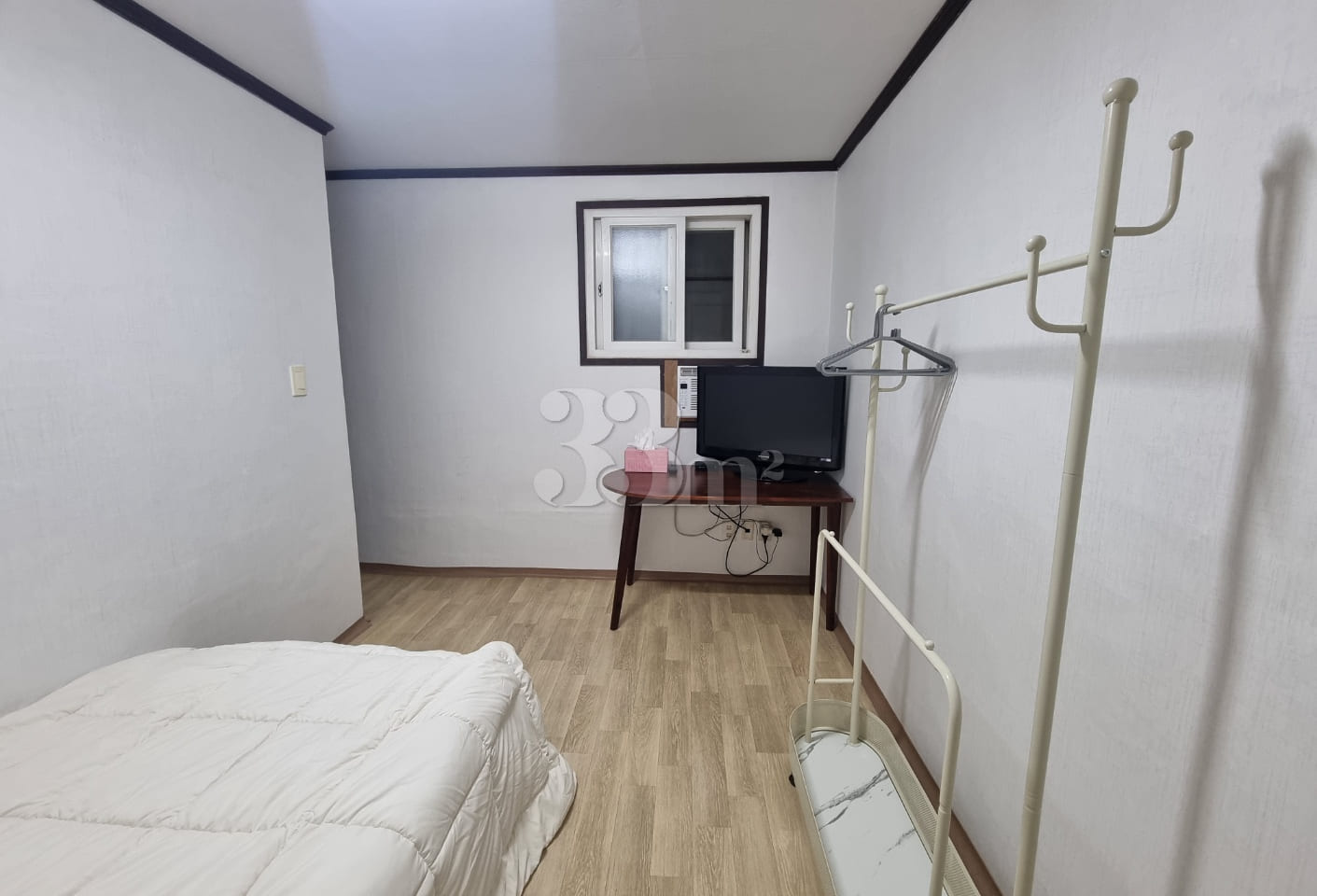 StayUp Room 202 0th image