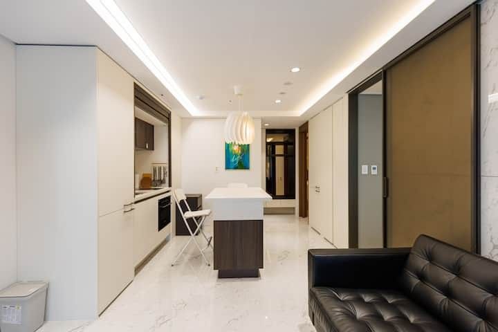 강남 신축1.5룸 3인