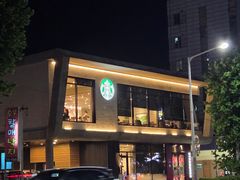 5-minute walk to Lotte Department Store, Daey 11th image