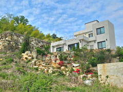 Geoje Hyori's Bed and Breakfast detached hous 1th image