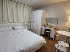 Geoje Island Short-term Rental: Woojungbang 4th image