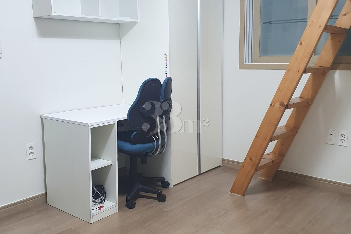 Unit 302 (Duplex) 4th image