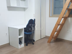 Unit 302 (Duplex) 4th image