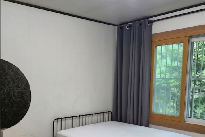 Two-room apartment within 10 minutes of Dusil 5th image