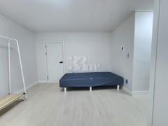 The Hygge PC Room 101 Two-Bed 2th image