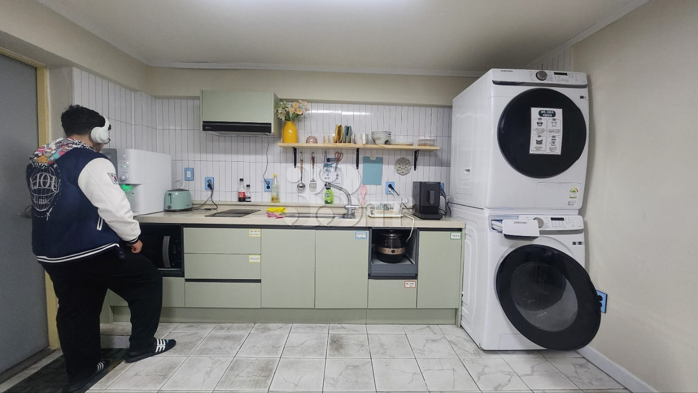 10-pyeong studio apartment in Suwon 4th image