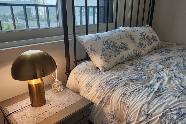 Brand-new, spacious two-room unit; parking av 7th image
