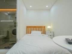 Twin Room in Myeongdong Station Area, Seoul 7th image