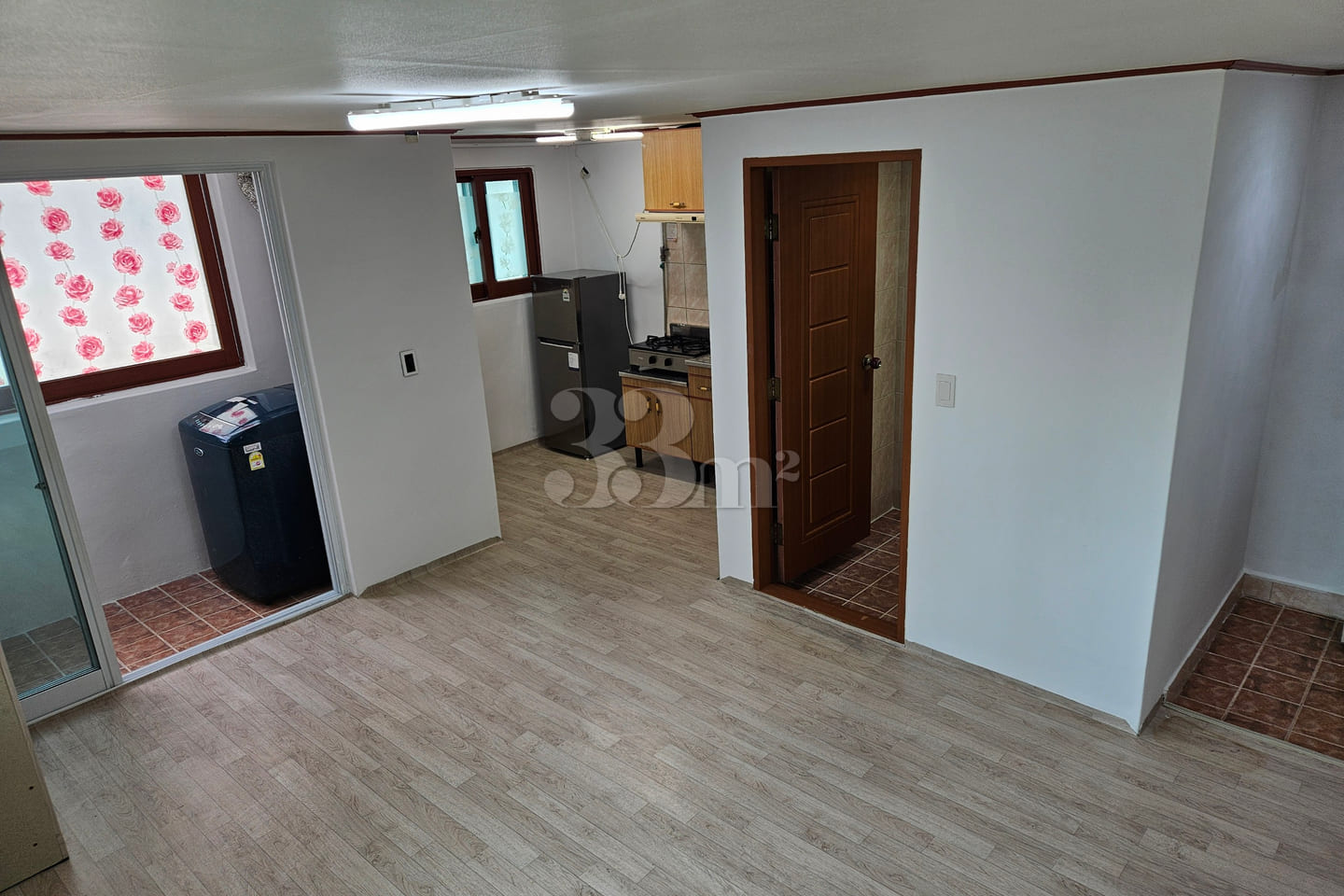 Classic Studio 6th image