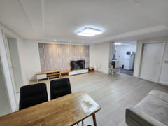 Best 3-Room Apartment near Sinnonhyeon & Eonj 1th image