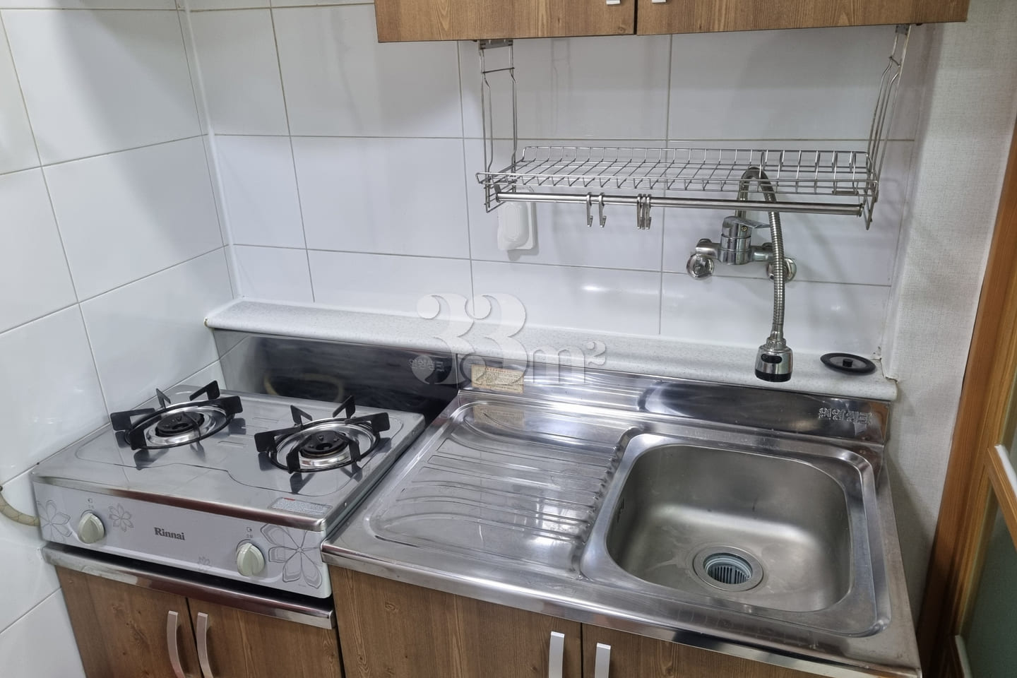 Studio apartment in a walkable neighborhood 3th image