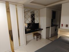 Popular and affordable studio apartments near 2th image