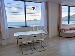 Geoje: 5 Seconds to the Pebble Beach (Front-R 4th image
