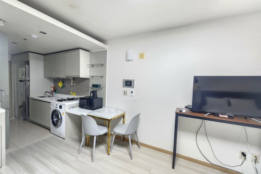 💥강남 위치굿 깨끗👌 7번째 이미지