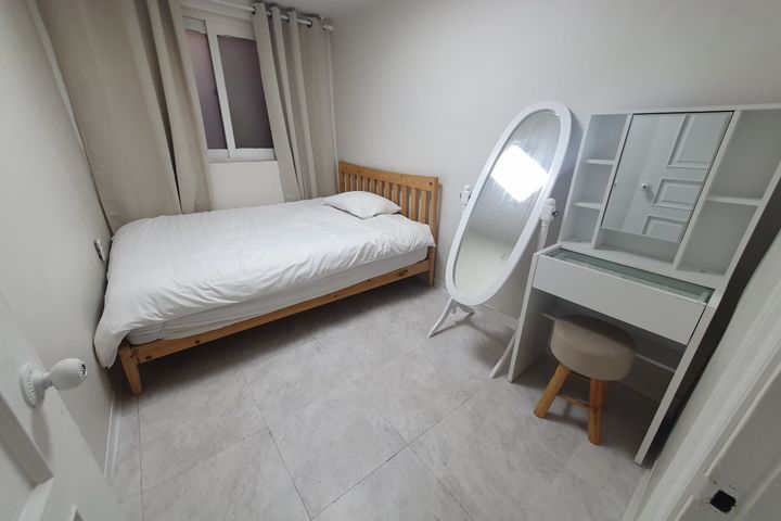 Two-room unit, Unit 101 1th image
