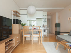 Jonggak, separate bedroom, minimum 3-night st 2th image