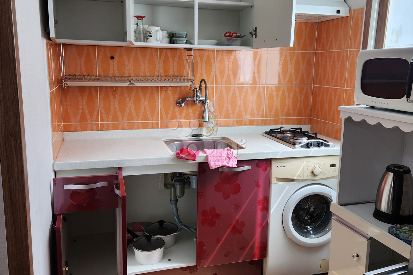 Separate kitchen 2th image
