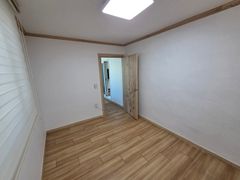 Spacious and affordable room B 13th image