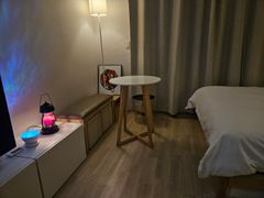 5 minutes from Gasan Station. Room with a ter 19th image