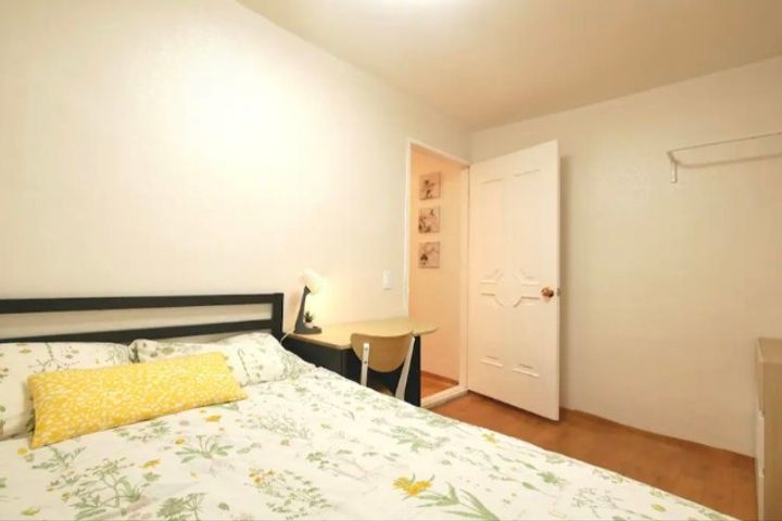 Two-room apartment, 5-minute walk from Seoul 1th image