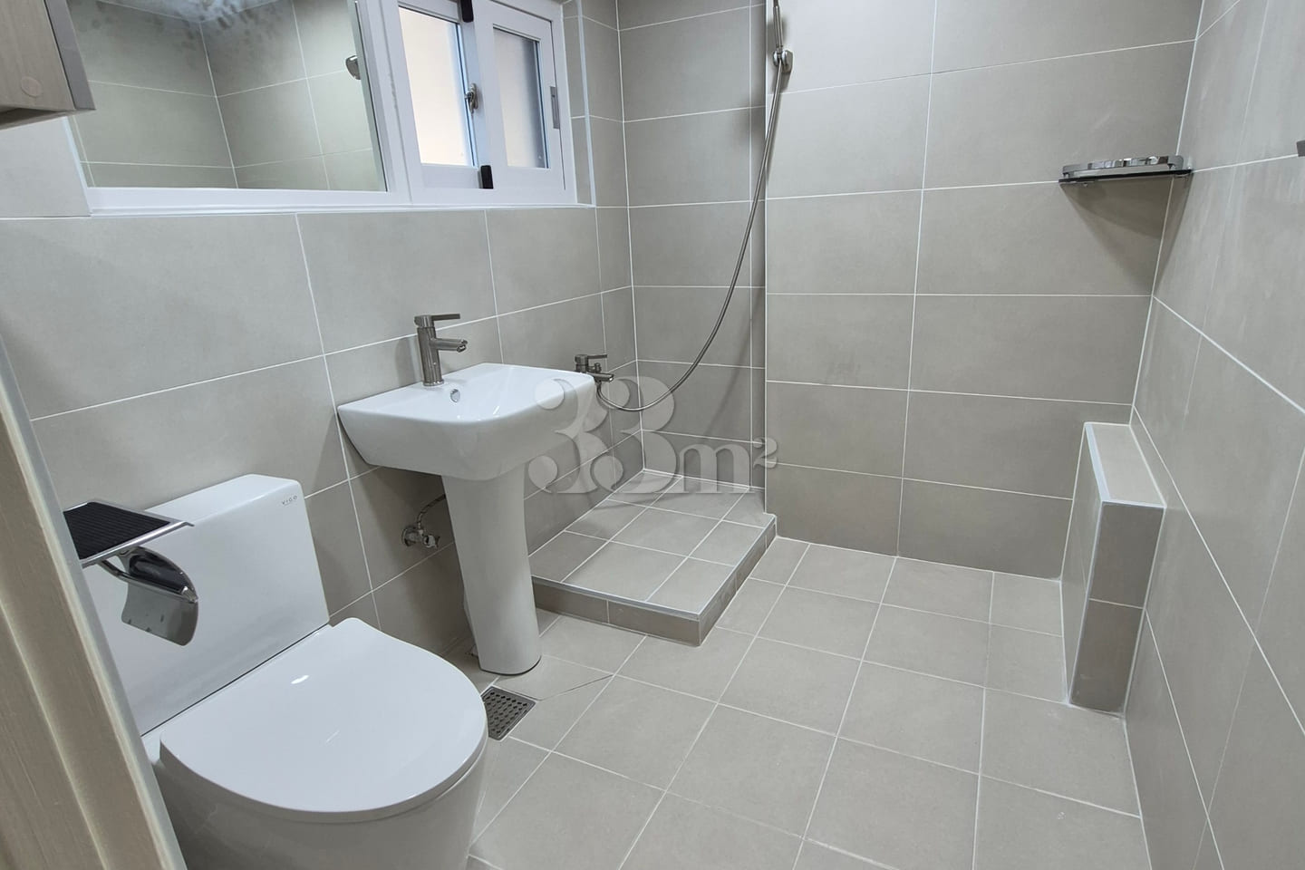 5-minute walk from Toseong Station and Kkangt 15th image