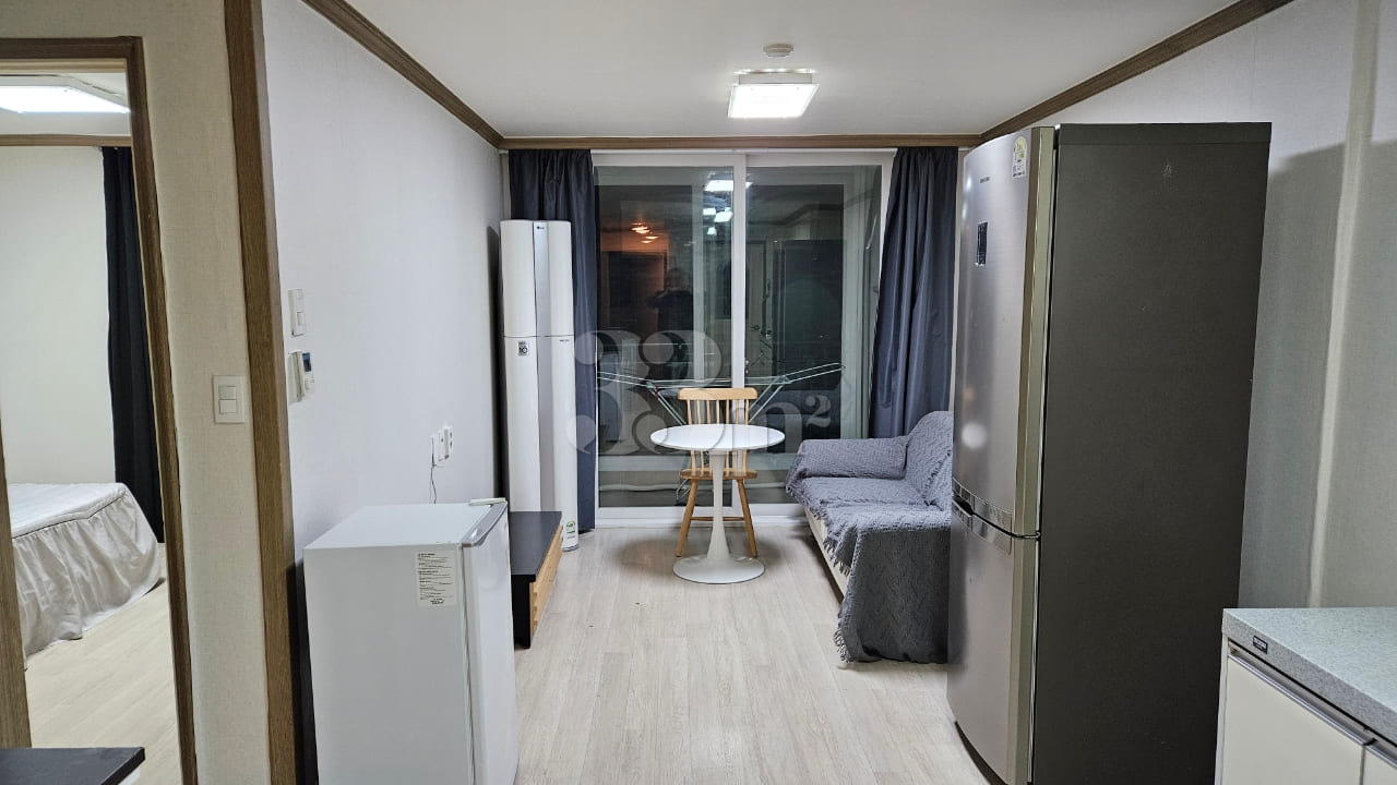Apartment with a great atmosphere near Bupyeo 1th image