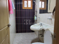 Quiet and clean two-room apartment 10th image
