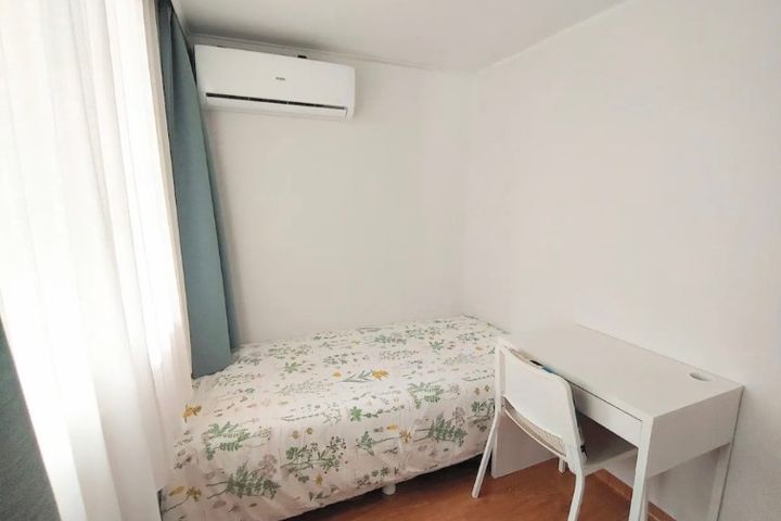 Two-room apartment, 5-minute walk from Seoul  2th image