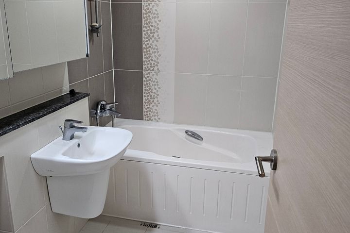 Popular Listing_View-tastic Apartment for Ful 12th image