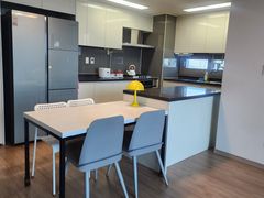 Clean and spacious house near Mulgeum Station 0th image