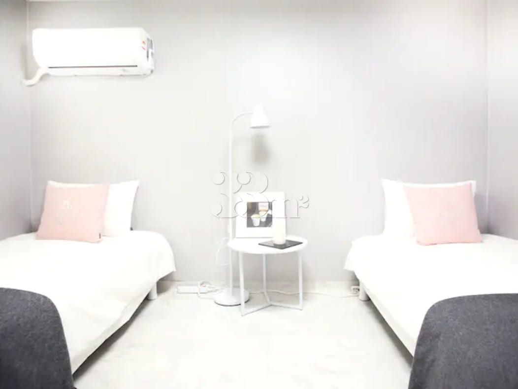 Gangnam Nonhyeon Two-Room Apartment with Full 5th image