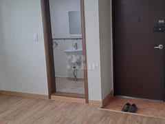 1.5-room unit with a spacious room and living 4th image