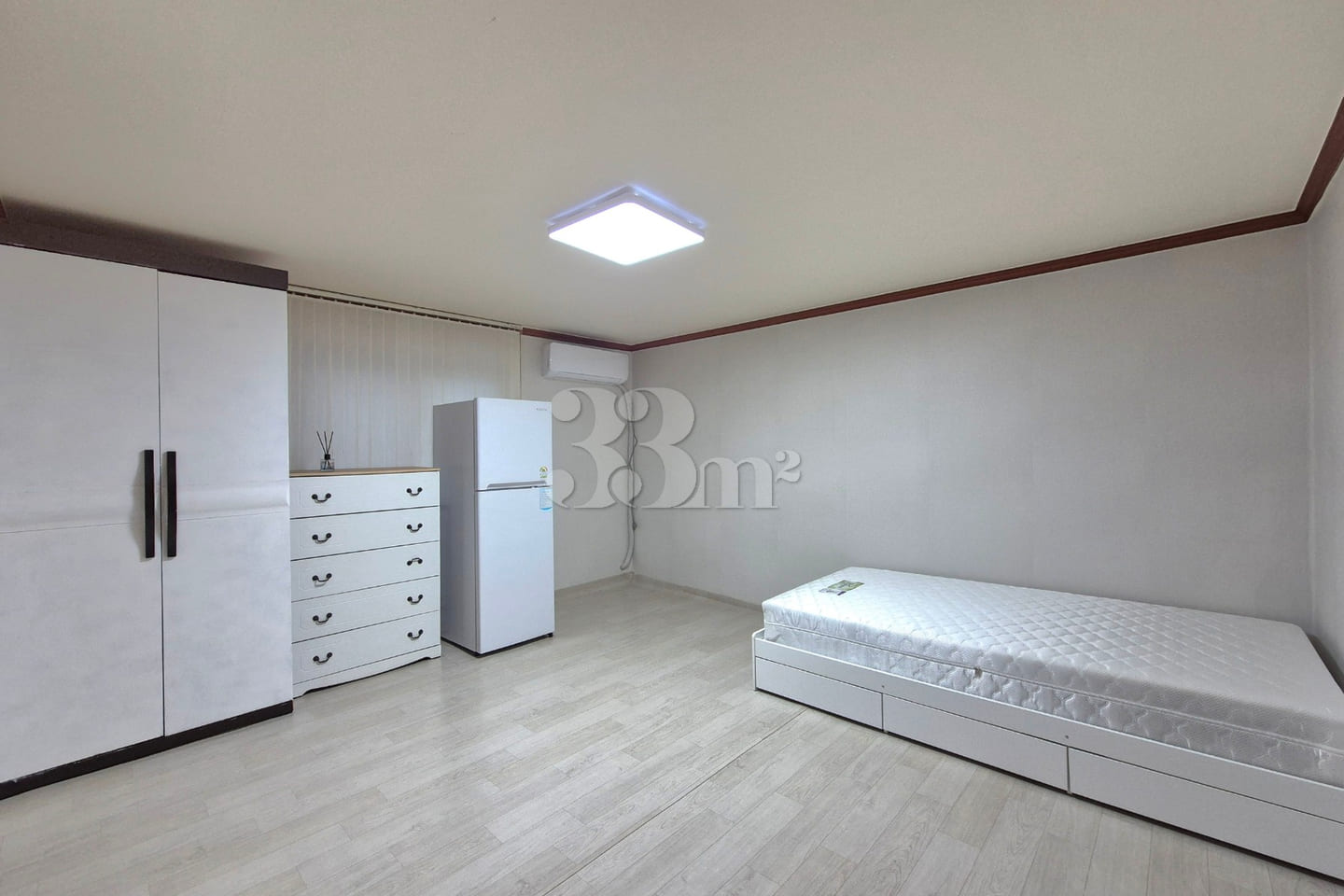 Mobile commercial and residential building, s 0th image