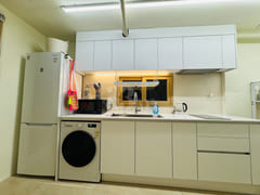 Living in a 23-Pyeong Apartment During Peak C 16th image