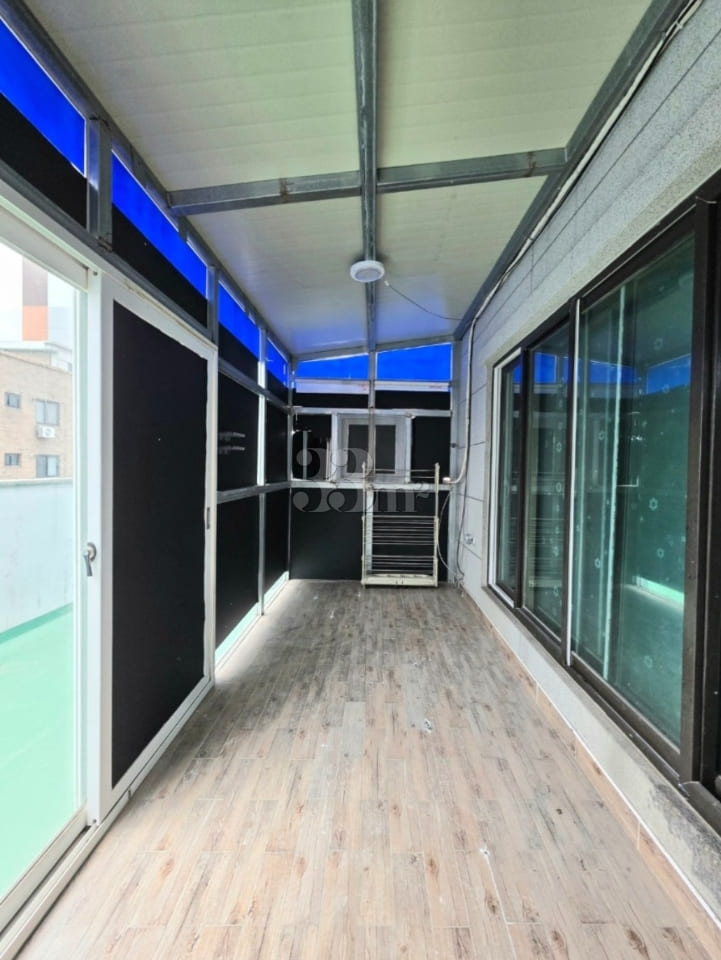 Gunsan. Fully furnished. Large parking lot. 16th image